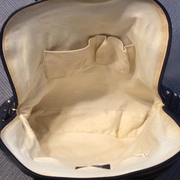 Guia’s large blue leather satchel for women - Picture 8 of 9